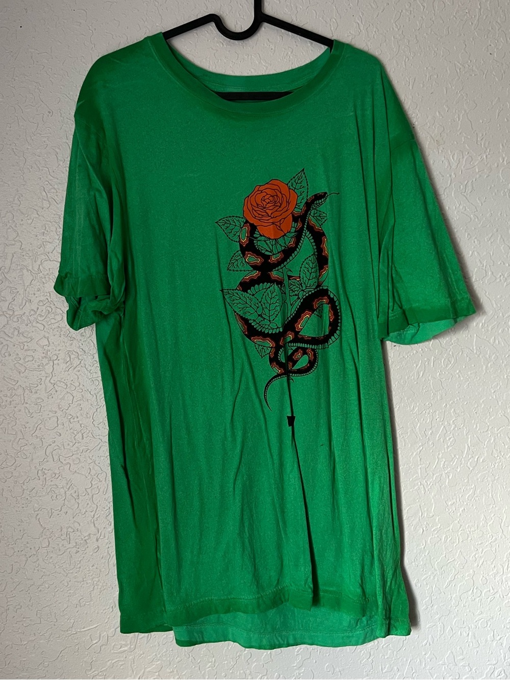 Levi's Green Short-Sleeve Tee with Rose & Snake Graphic
